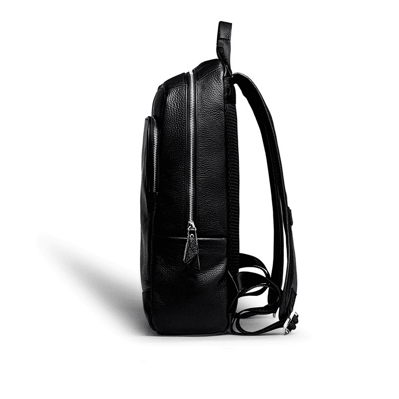 Mochila preta de couro masculina