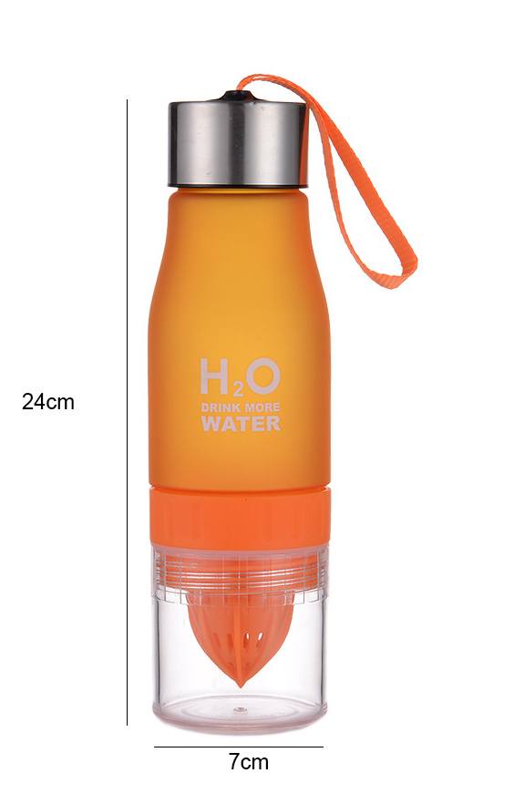 Garrafa com infusor de frutas Rede Canan