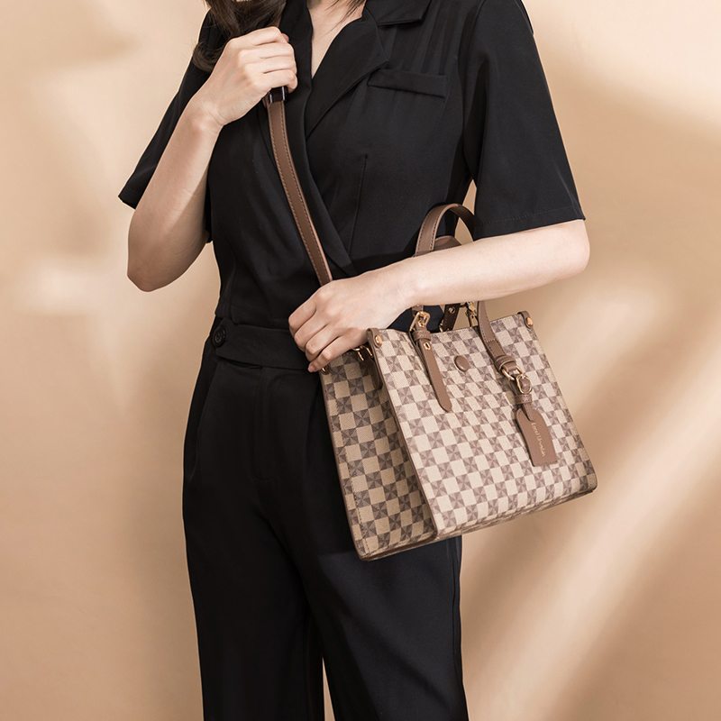 Bolsa feminina coleção luxo (modelo 35) Rede Canan