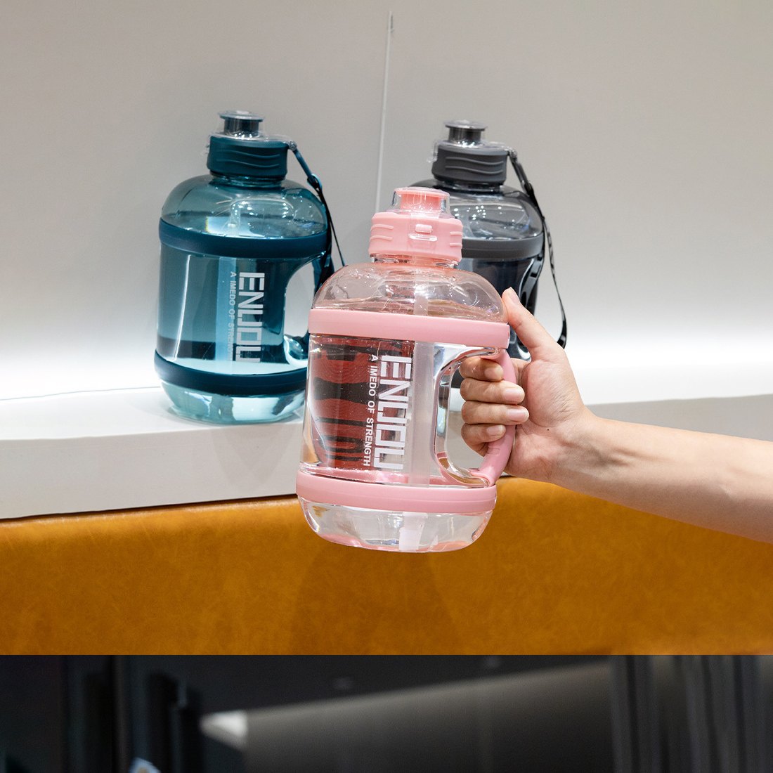 Garrafa de água à prova de vazamento 2400ml Rede Canan