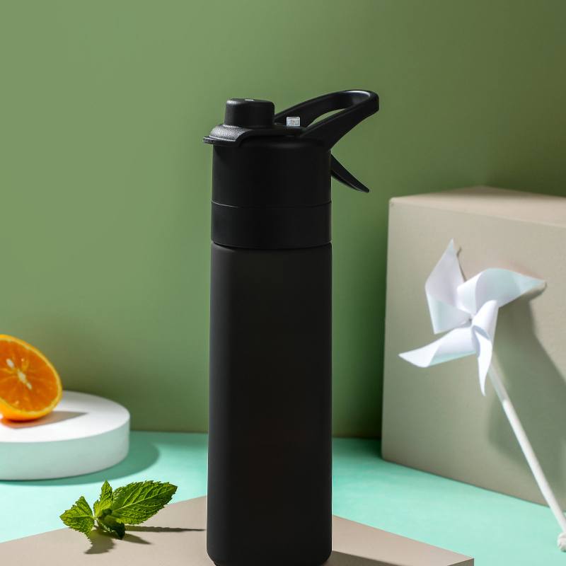 Garrafa de água squeeze (com spray/espirrador de água) à prova de vazamento 650ml Rede Canan