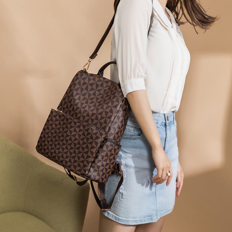 Mochila feminina coleção luxo (modelo 3) Rede Canan