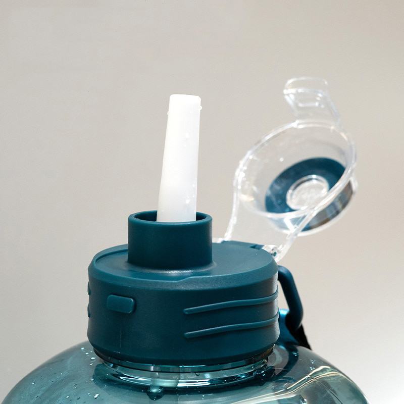 Garrafa de água à prova de vazamento 2400ml Rede Canan