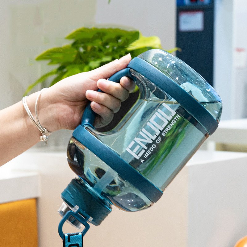 Garrafa de água à prova de vazamento 2400ml Rede Canan