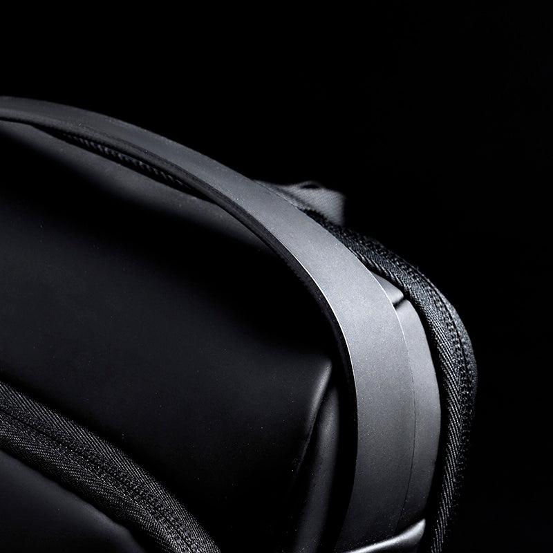 Mochila impermeável com entrada USB para carregamento de bateria de telefone celular e bloqueio/trava antifurto Rede Canan