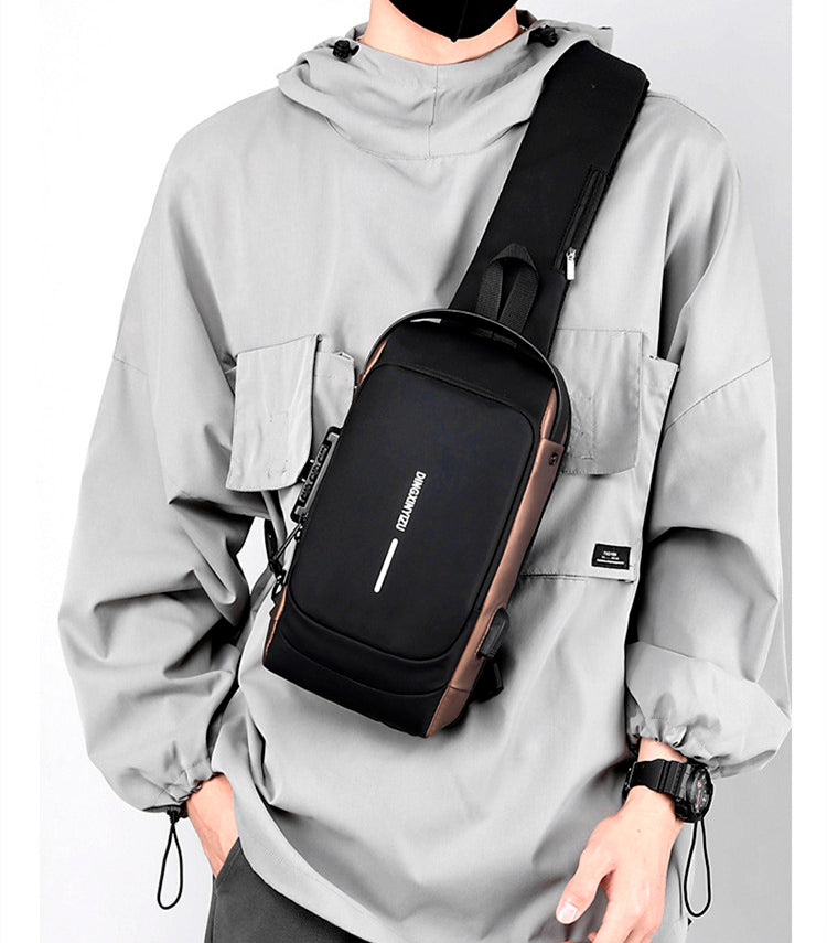 Mochila impermeável com entrada USB para carregamento de bateria de telefone celular e bloqueio/trava antifurto Rede Canan