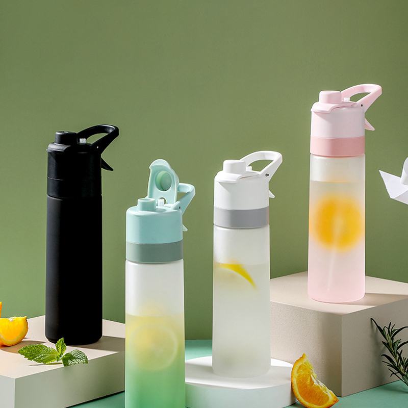 Garrafa de água squeeze (com spray/espirrador de água) à prova de vazamento 650ml Rede Canan