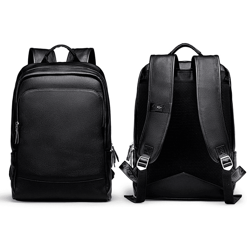 Mochila preta de couro masculina
