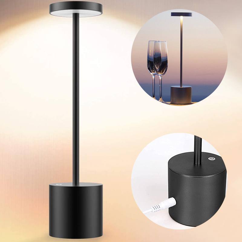 Luminária sofisticada “poste” com carregamento USB 2 Rede Canan