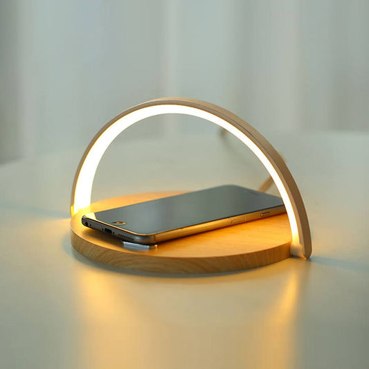 Luminária e suporte com carregador sem fio e por indução acoplado para telefone celular Rede Canan