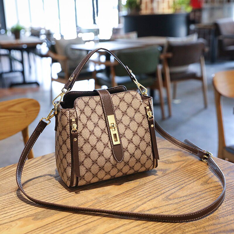 Bolsa feminina coleção luxo (modelo 25) Rede Canan
