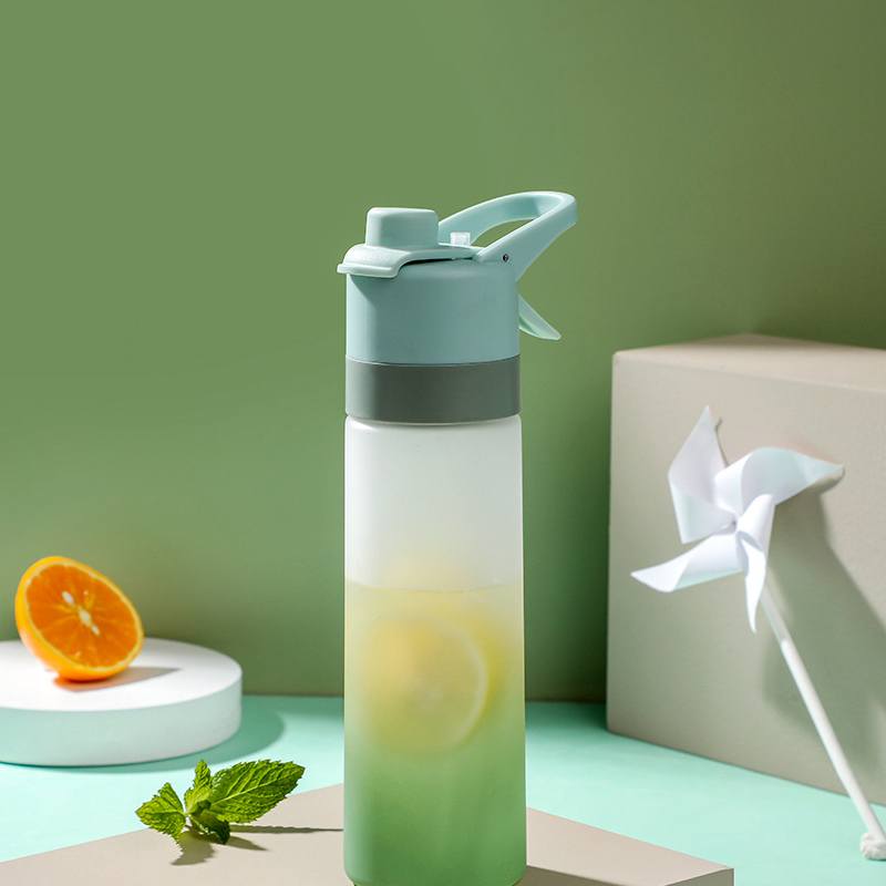 Garrafa de água squeeze (com spray/espirrador de água) à prova de vazamento 650ml Rede Canan