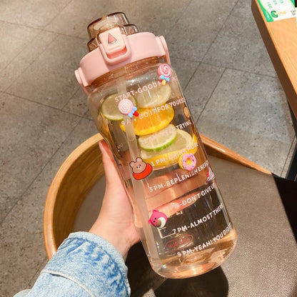 Garrafa de água transparente TikTok com adesivos/figurinhas 3D 2000ml Rede Canan